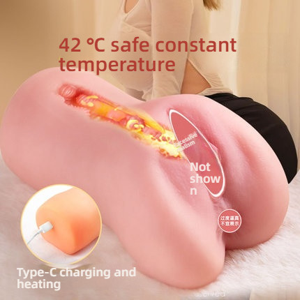 COC plump and chubby girl with a full and fleshy texture, a famous vessel